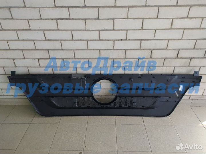 Решётка радиатора Мерседес Аксор