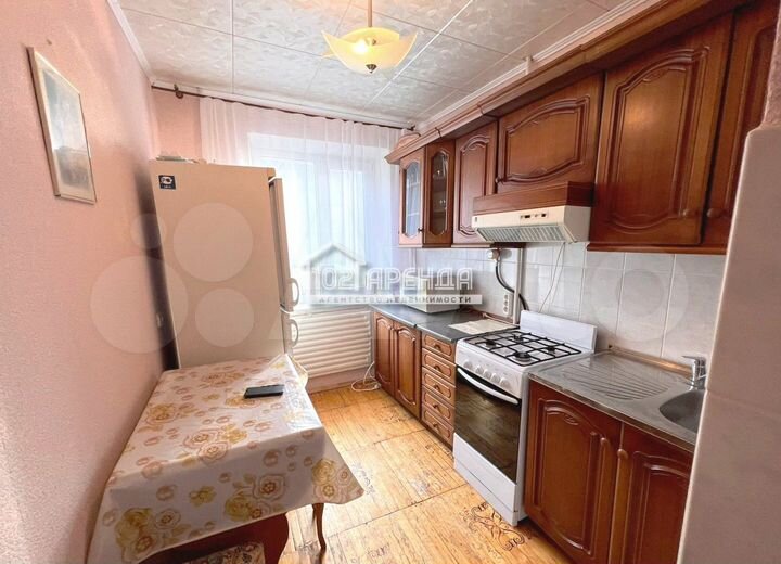 2-к. квартира, 52 м², 6/10 эт.