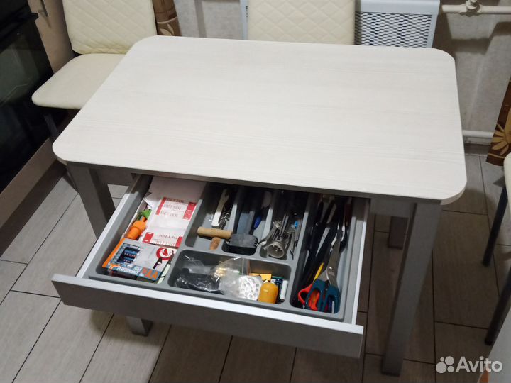 Кухонный стол бу