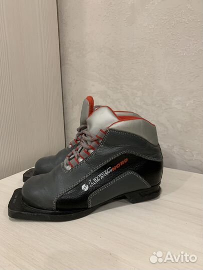 Лыжные ботинки larsen nord