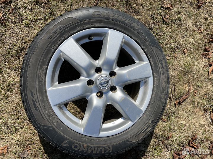 Резина на дисках 215/60 R 17 100V от Nissan X-Trai