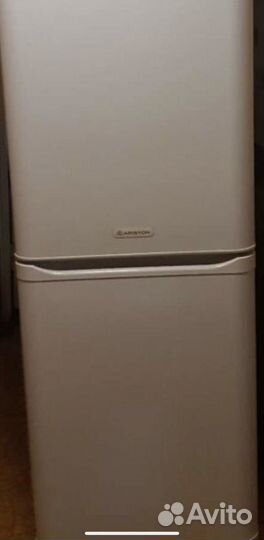 Холодильник hotpoint ariston бу