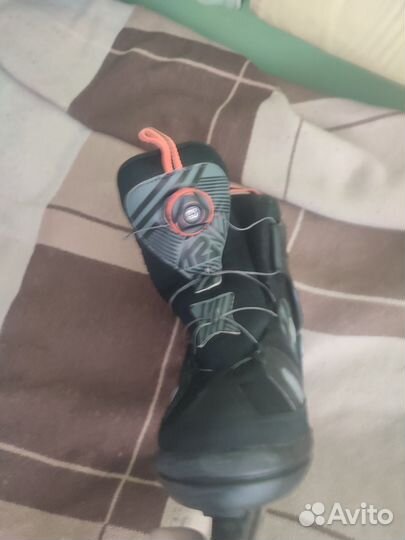 Коньки раздвижные.35-37