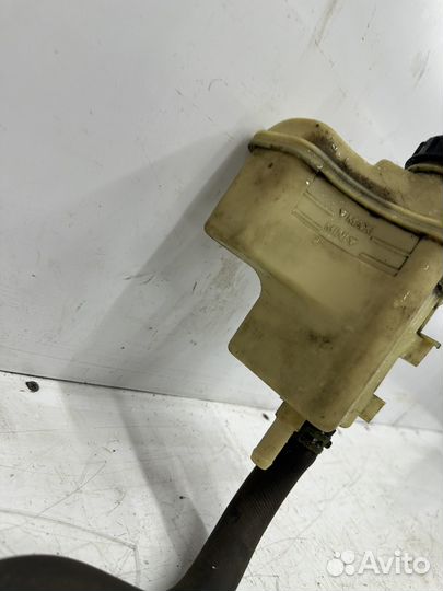 Бачок Гур Renault Symbol 1