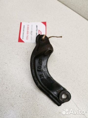 Кронштейн генератора Mazda Bongo SE28M RF