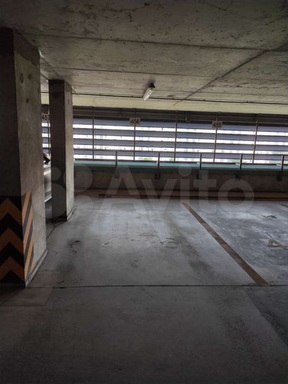 Машиноместо, 12 м²