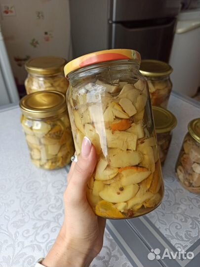 Грибы белые боровики хрустящие маринованные