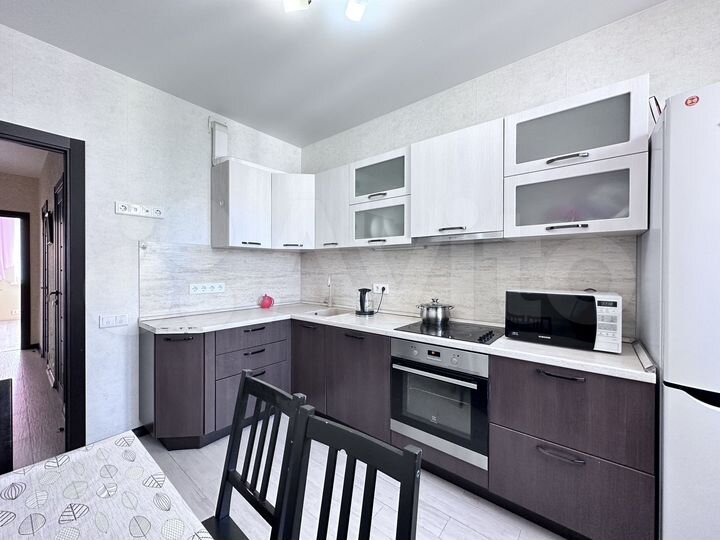 2-к. квартира, 60 м², 17/25 эт.