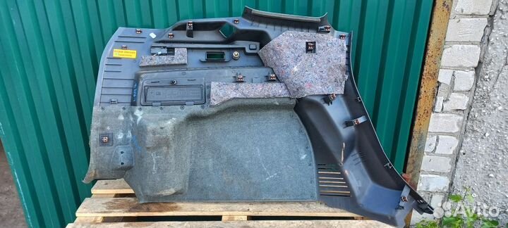 Обшивка багажника правая Ford Kuga 2 CBS