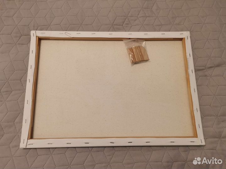 Холст 35*45 грунтованный на подрамнике б/у