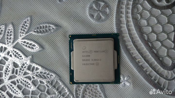 Процессор Intel G4400 LGA1151