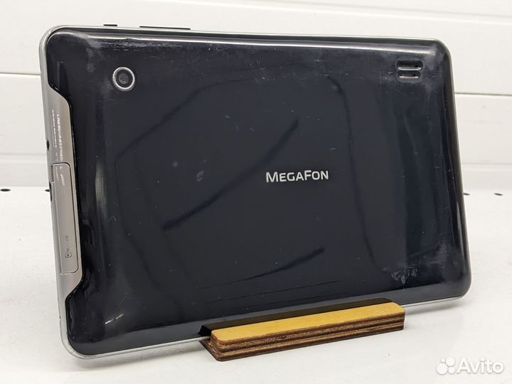 Планшет Megafon Login 2