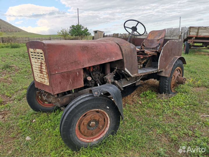 Трактор, 1980