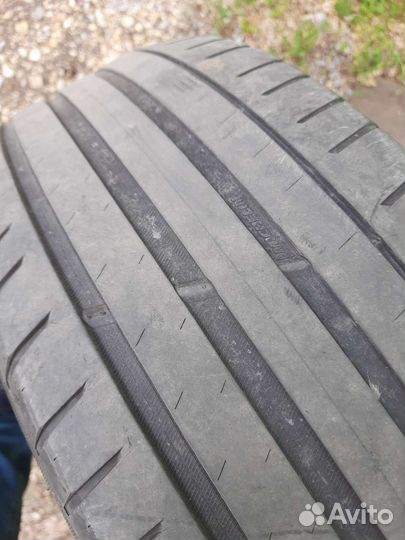 Michelin Pilot Sport 4 SUV 235/65 R17 108V