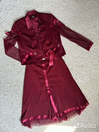 Костюм женский