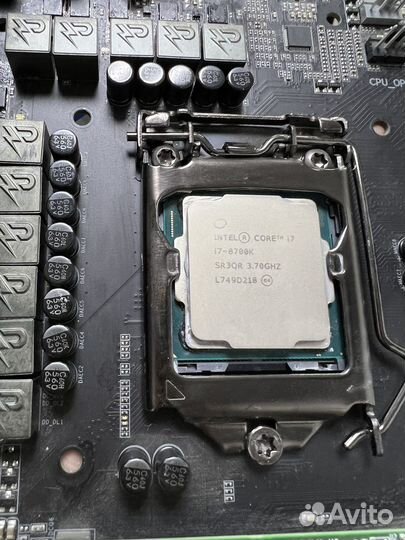 Intel core i7 8700K s1151v2 6/12 скальпирован