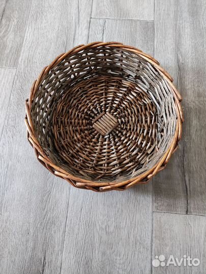 Корзина плетеная
