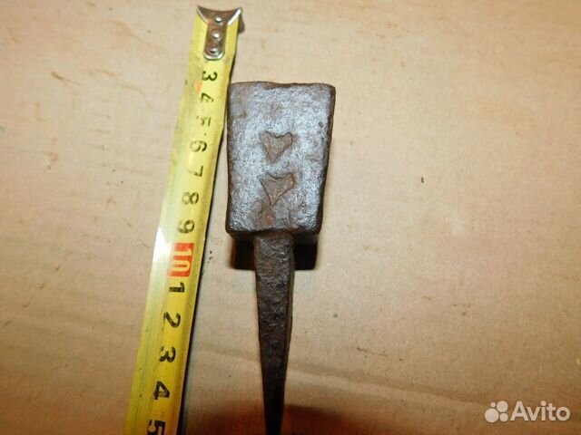 Антикварная, кованная, бабка для отбития косы ри к