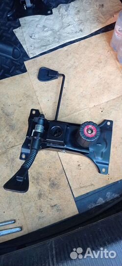 Запчасти для офисных кресел