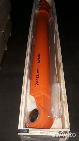 Гидроцилиндр ковша Hitachi ZX230 ZX240 9187393