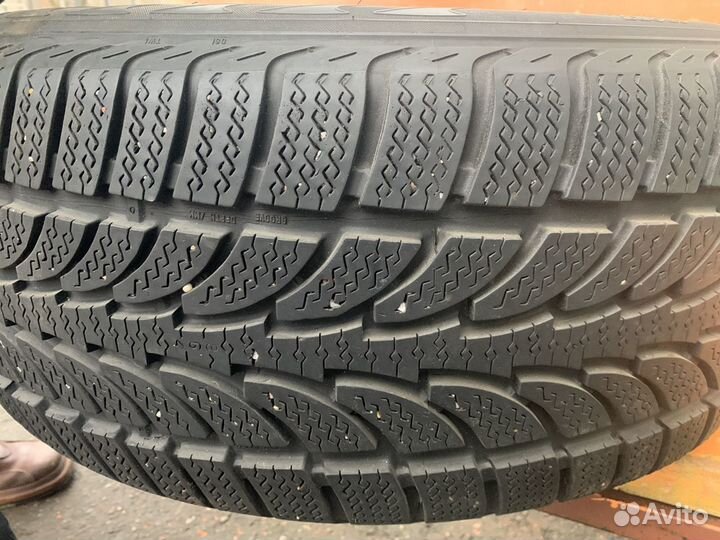 Nokian Tyres Entyre 255/50 R19