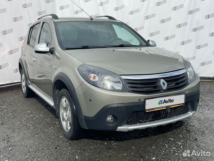 Renault Sandero Stepway, 2012
