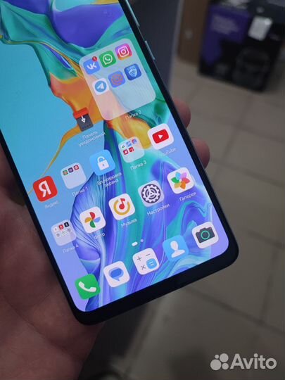 HUAWEI P30, 6/128 ГБ