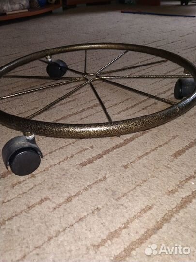 Подставка для больших цветов