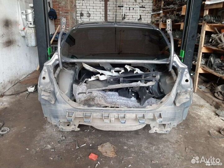 Крыло (четверть) заднее правое Ford Focus 3