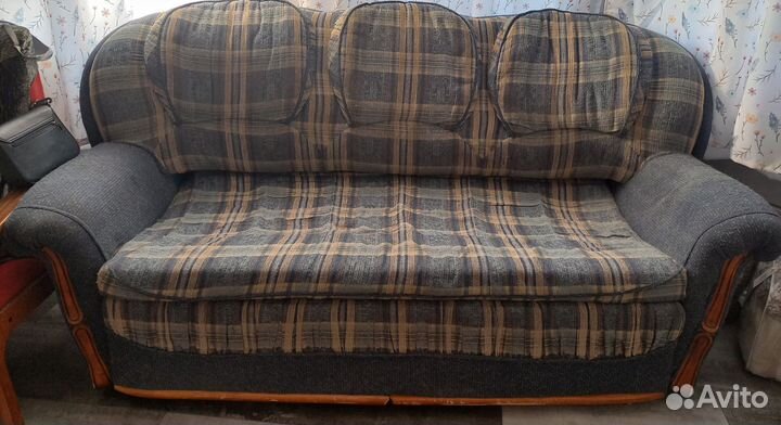 Диван раскладной и два раскладных кресла б/у