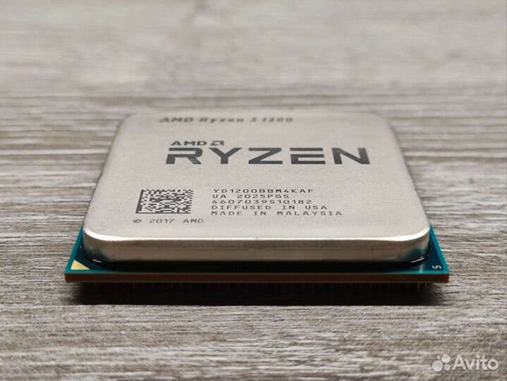 Процессор AMD Ryzen 3 1200