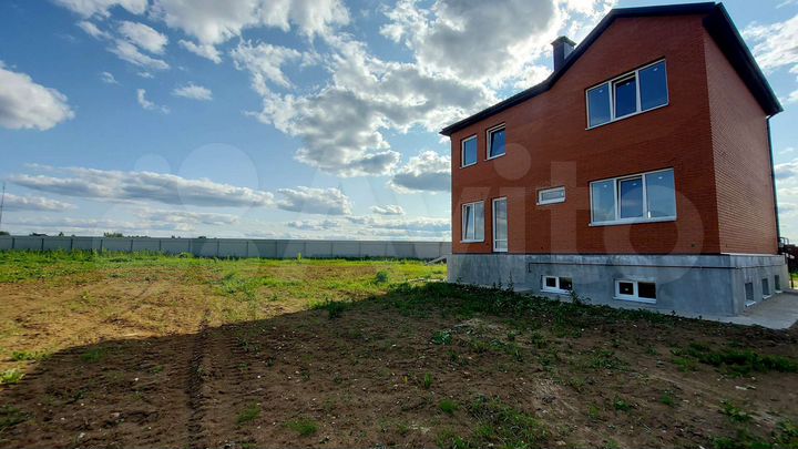 Коттедж 213,3 м² на участке 19 сот.