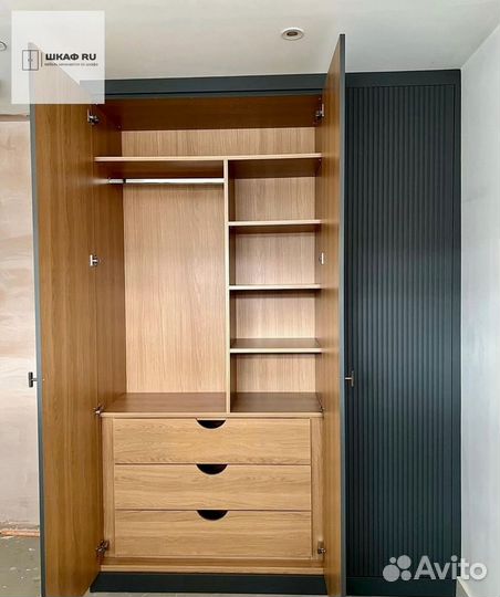 Шкаф встраиваемый