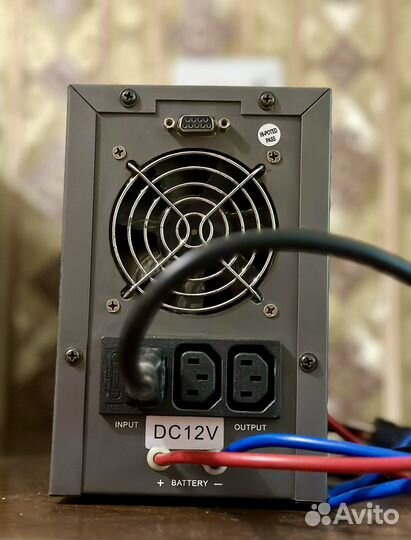 Источник бесперебойного питания 2 штуки