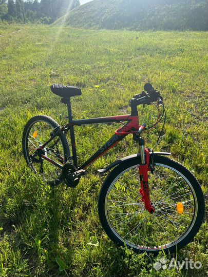 Горный (MTB) велосипед Stern Motion 1.0