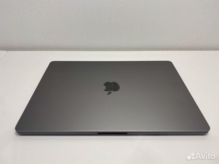 Macbook Air 15 16/256
