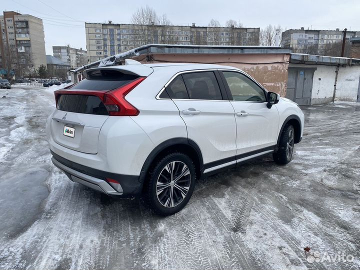 Mitsubishi Eclipse Cross 1.5 CVT, 2018, 51 000 км