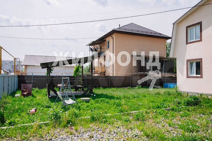 Дом 97,5 м² на участке 4,5 сот.