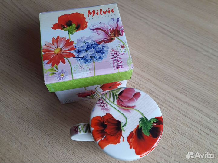 Чашка с крышкой