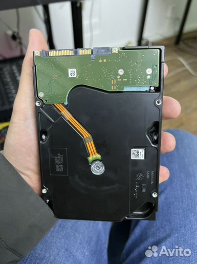 Жесткий диск 14 тб Exos Seagate