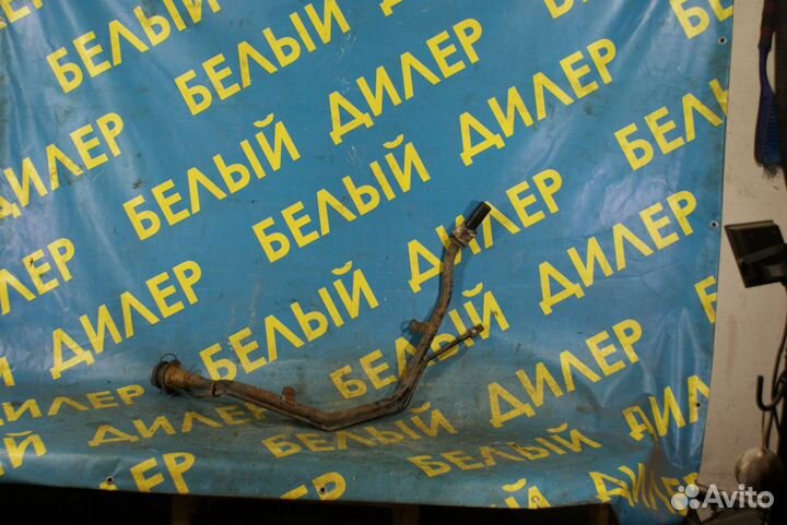 Заливная горловина бензобака Ford Mondeo 3