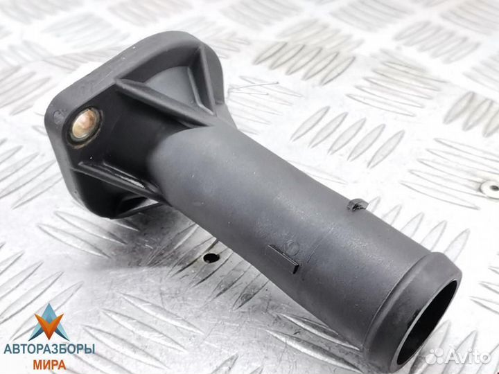 Корпус термостата Skoda Octavia (A4) рест. 2001