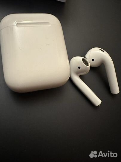 Airpods 1