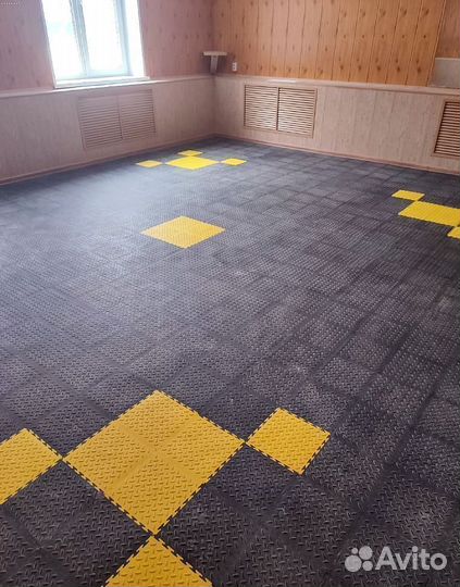 Модульная плитка пвх для цеха