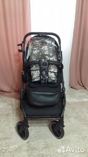 Детская прогулочная легкая коляска