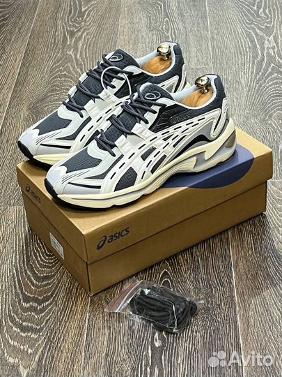 Кроссовки Asics Gel-Preleus мужские светлый