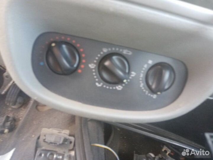 Блок управления печки Renault Symbol