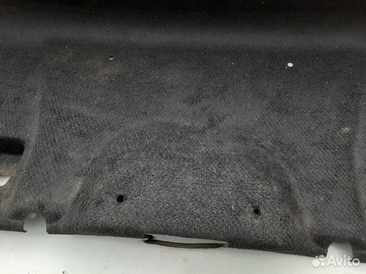 Обшивка крышки багажника Ford Focus 2