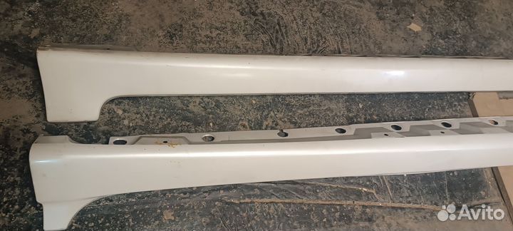 Пороги(боковой обвес) Toyota Wish