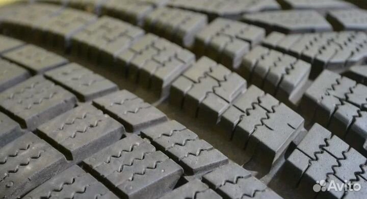 Hankook Winter I'Cept Evo2 W320 215/55 R17